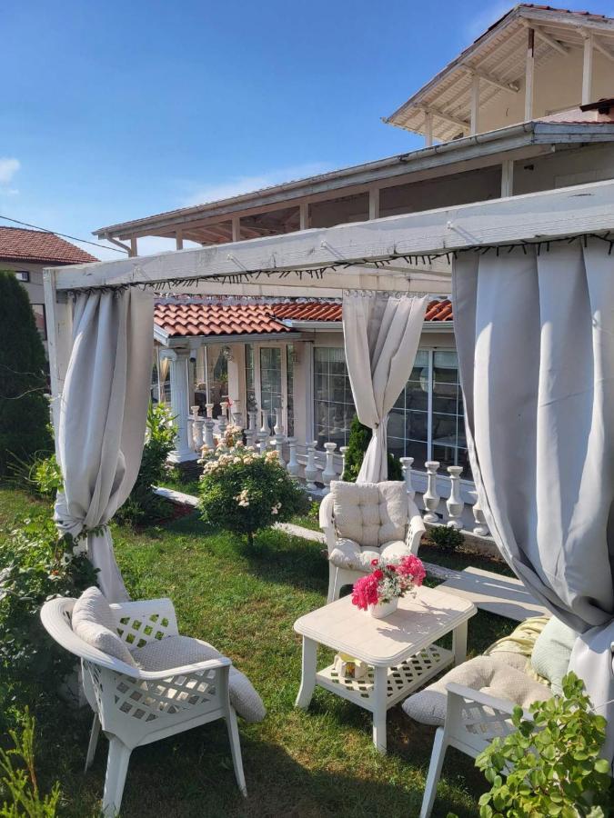 Appartamento Белият Кът Sapareva Banya Esterno foto